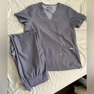 Figs Medium Set with jogger pants
